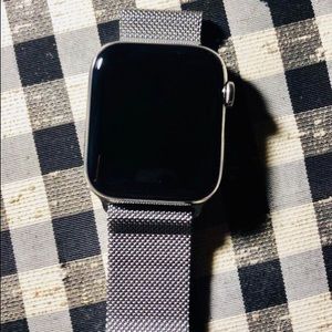 Apple watch 4 LTE+GPS. 44MM. Like new. Perfect!